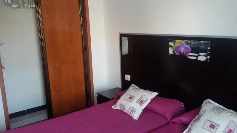 Apartamentos Los Aguacates Плая дел Инглес Стая снимка